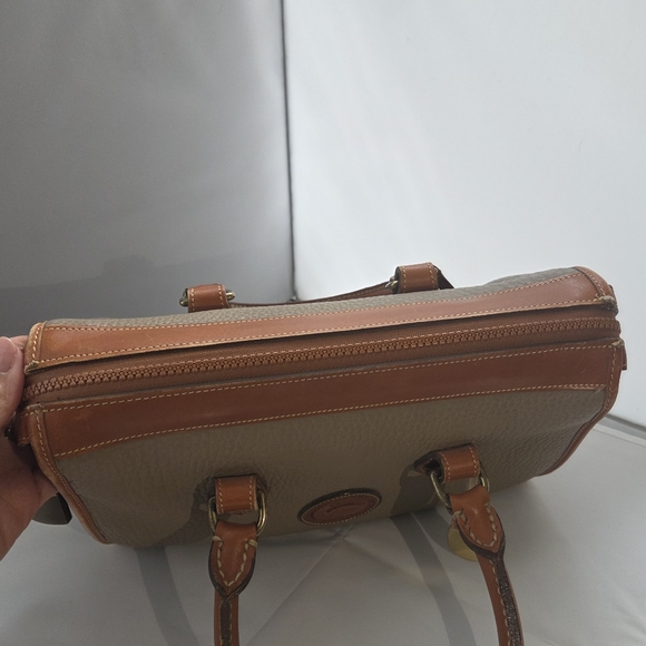 Dooney and Bourke Vintage Tan Leather Satchel - Picture 7 of 12